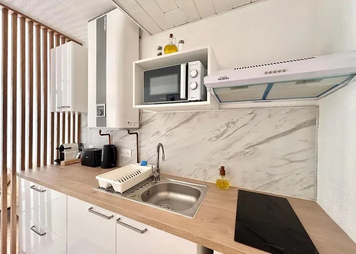 Au Coeur Du Cap, & Port A Pied Titre Fr * Agde